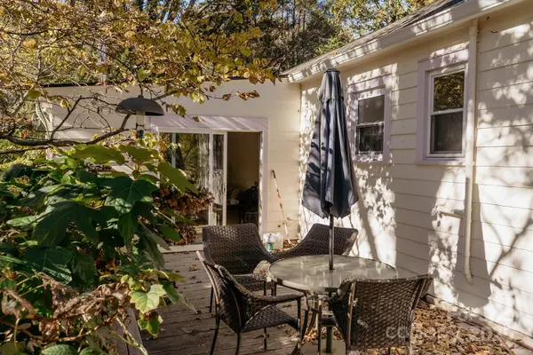 Asheville, NC 28805,95 Aurora DR