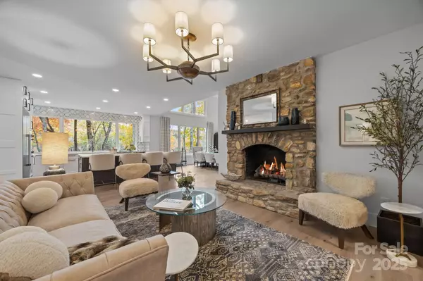 Lake Toxaway, NC 28747,95 Cardinal TRCE