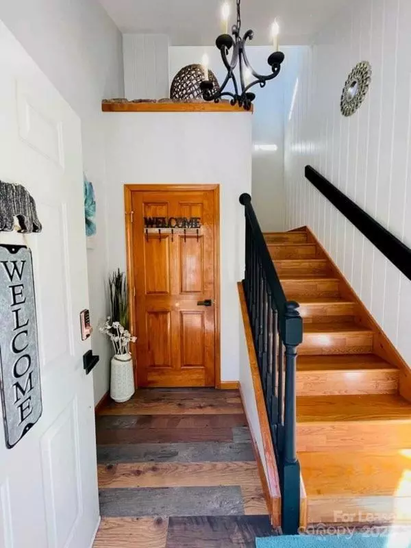 Burnsville, NC 28714,220 Stoney Falls LOOP #1-B3