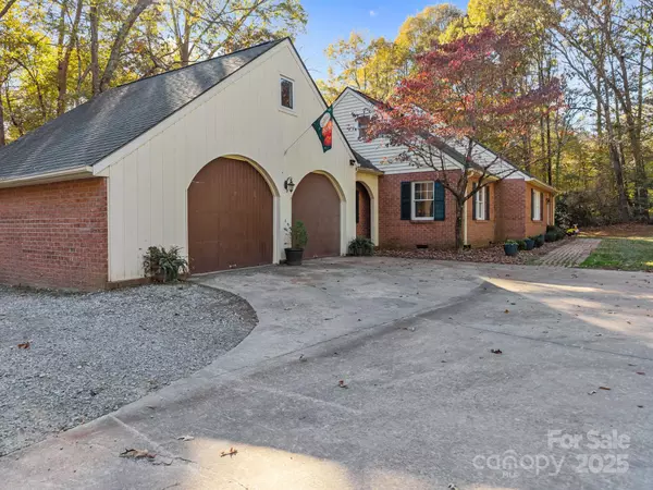 Salisbury, NC 28147,540 Roger DR