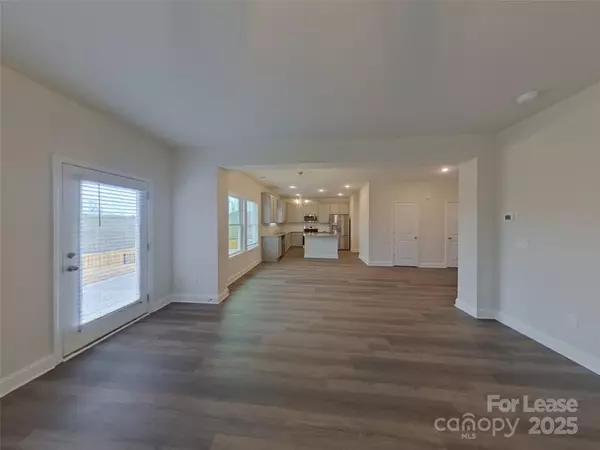 Mooresville, NC 28117,176 Queenshall RD