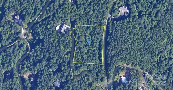 1229 Kanawa LN, Arden, NC 28704