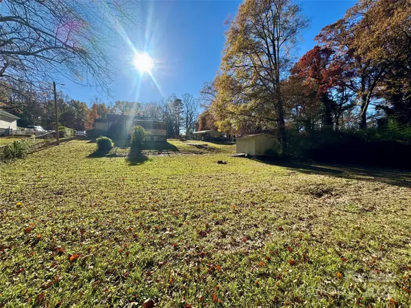 Gastonia, NC 28052,1116 W Davidson AVE