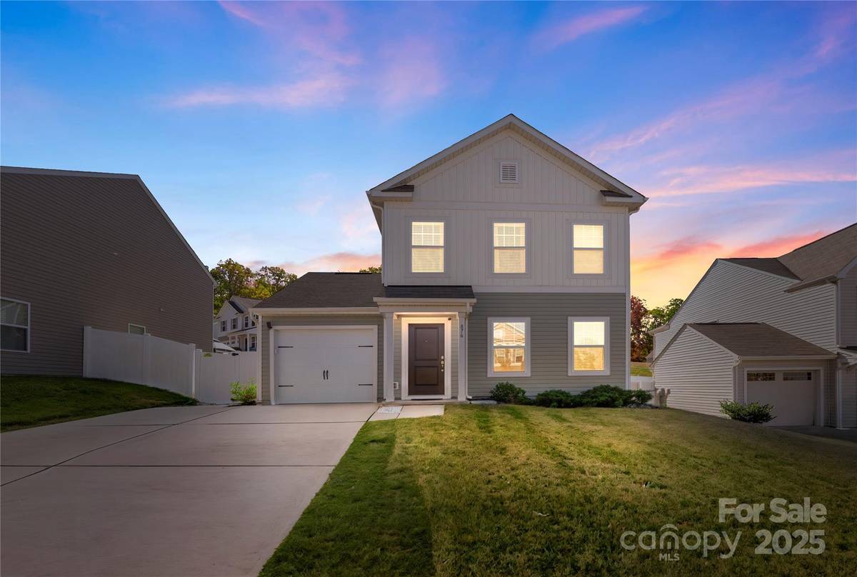 Charlotte, NC 28214,876 Newfound Hollow DR