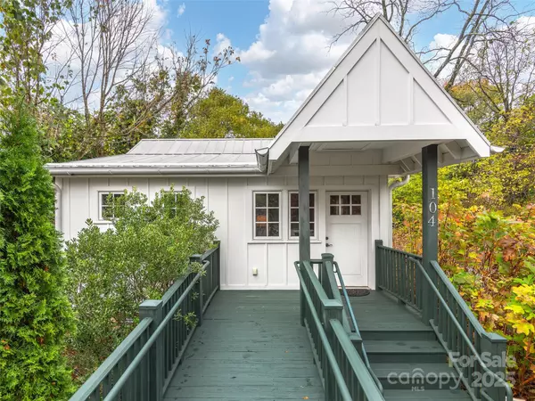 104 Central AVE, Asheville, NC 28801