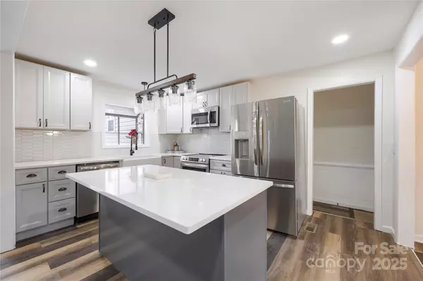 Belmont, NC 28012,203 Ewing DR