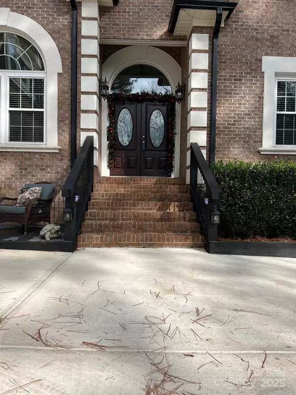 Mooresville, NC 28117,353 Marietta RD