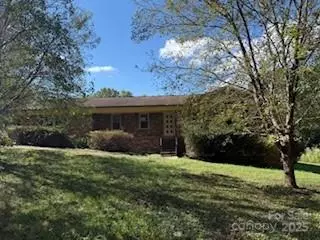 220 Georgetown RD, Lenoir, NC 28645