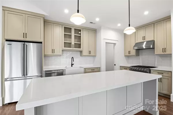 Arden, NC 28704,127 Creekside Valley LN