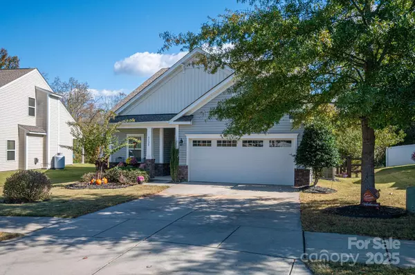 Lowell, NC 28098,5128 Meadow Woods DR