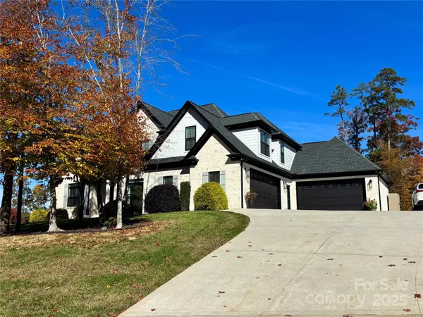 Hickory, NC 28601,108 41st AVE NW