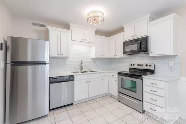 Rock Hill, SC 29732,1778 Hunters TRL