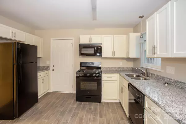 Mint Hill, NC 28227,10321 Roundhouse CIR