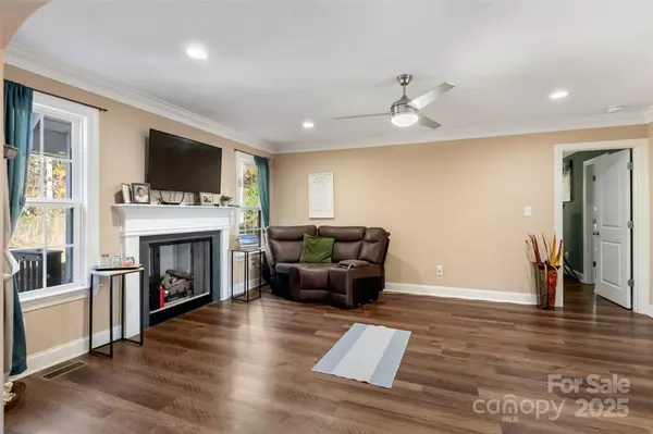 Cherryville, NC 28021,1030 Benson DR