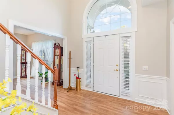 Matthews, NC 28105,419 Matthews Estates RD