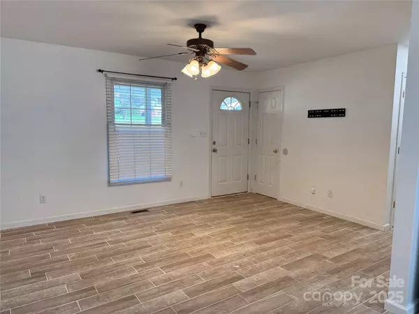 Bessemer City, NC 28016,314 E Louisiana AVE