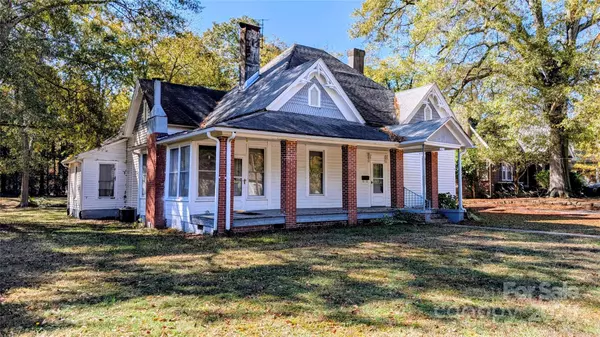 303 Kings Mountain ST, Clover, SC 29710