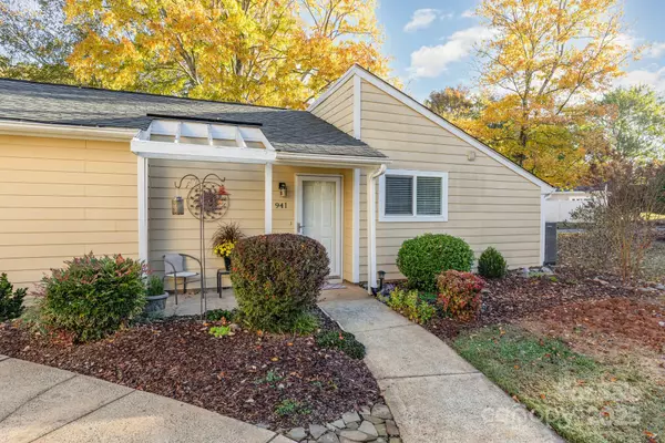 Charlotte, NC 28270,941 Sardis Cove DR