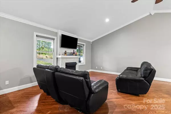 Denver, NC 28037,7918 Sarah DR