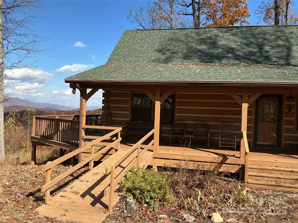 Saluda, NC 28773,178 Tablerock DR