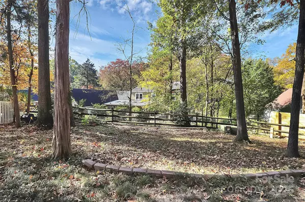 Charlotte, NC 28226,5815 Chapel Creek CT