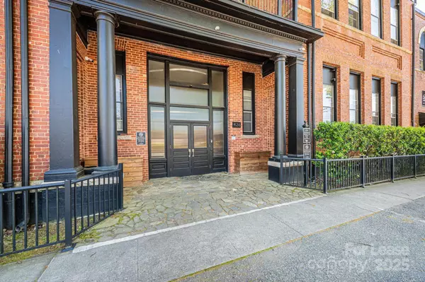 Hickory, NC 28601,426 2nd AVE SE