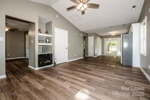 Mooresville, NC 28117,181 Isle Of Pines RD #181