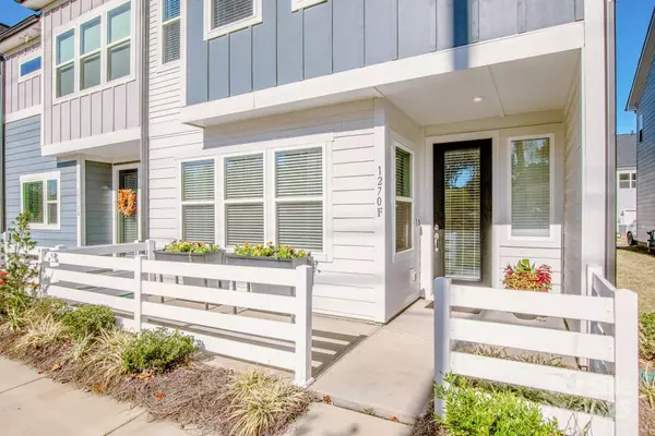 Mooresville, NC 28117,1270 Brawley School RD #F