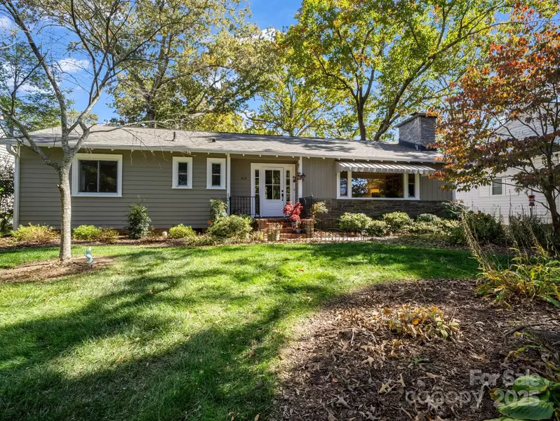 1618 Kensington RD, Hendersonville, NC 28791