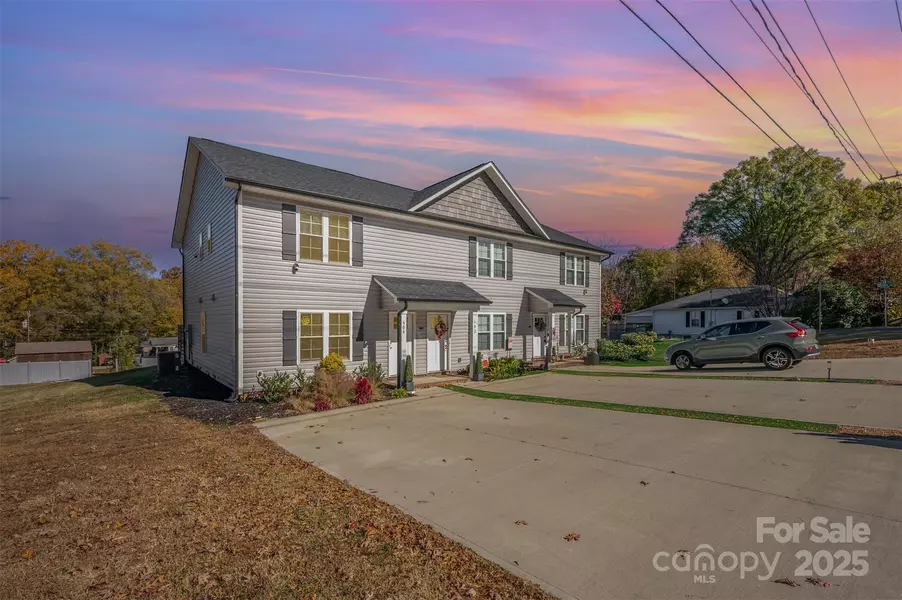 602 W 8th ST, Kannapolis, NC 28081