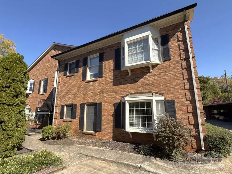 1016 Queens RD #A, Charlotte, NC 28207