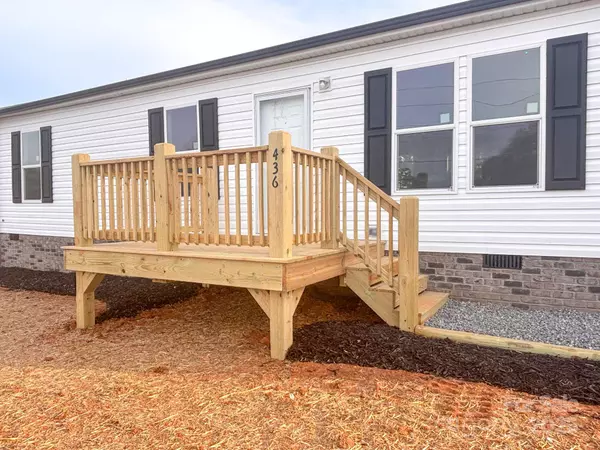 Taylorsville, NC 28681,436 Taylorsville Mfg RD