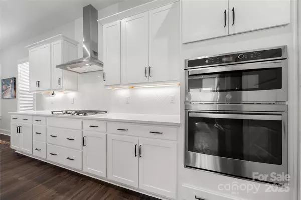 Davidson, NC 28078,11219 James Coy RD