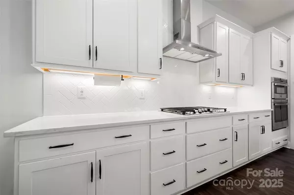 Davidson, NC 28078,11219 James Coy RD