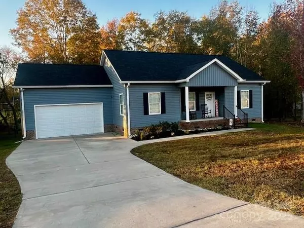 727 Funderburke RD, Fort Lawn, SC 29714