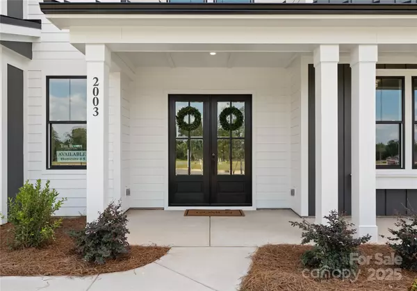 Wesley Chapel, NC 28173,2003 Kendall DR #5