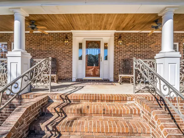 Bostic, NC 28018,1102 S Mountain RD