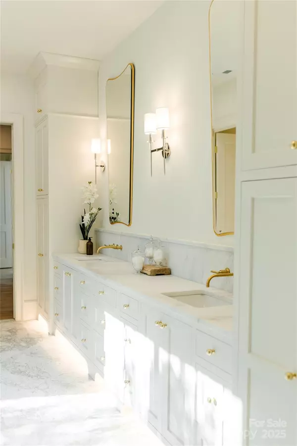 Charlotte, NC 28211,1200 Andover RD