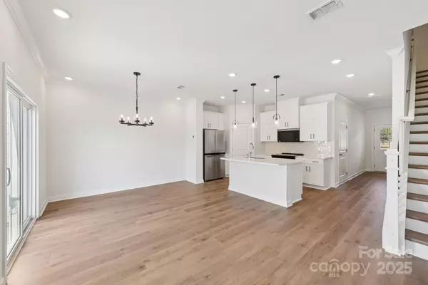 Fort Mill, SC 29708,278 Tiger Lily DR