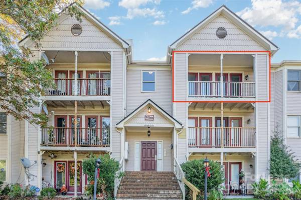 6165 Meadow Rose LN, Charlotte, NC 28215