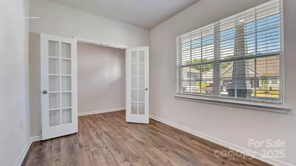 Monroe, NC 28112,1521 Secrest Commons DR