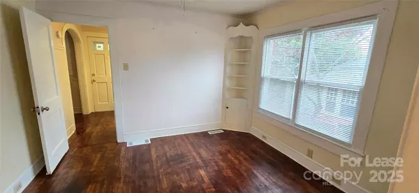 Hudson, NC 28638,206 Willow ST