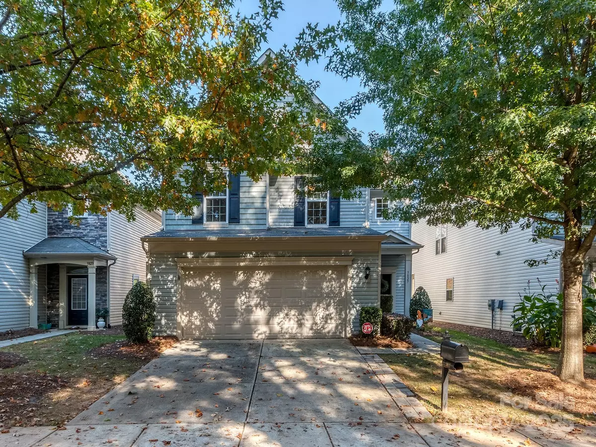 Charlotte, NC 28210,3827 Park South Station BLVD