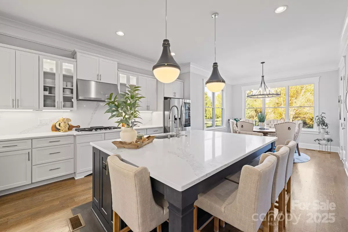 Mooresville, NC 28117,155 Torrence Chapel RD