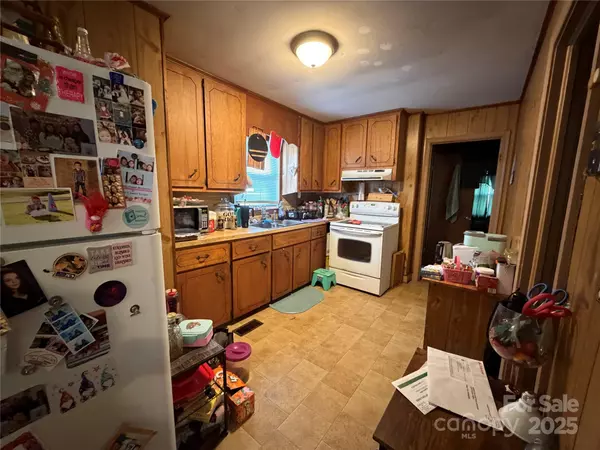 Albemarle, NC 28001,928 Bost ST