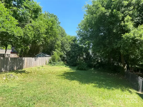 Charlotte, NC 28205,904 Harrill ST