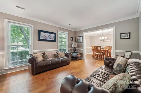 Charlotte, NC 28270,2234 Hamilton Mill RD