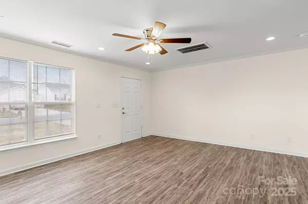 Mooresville, NC 28115,114 Bosburg DR