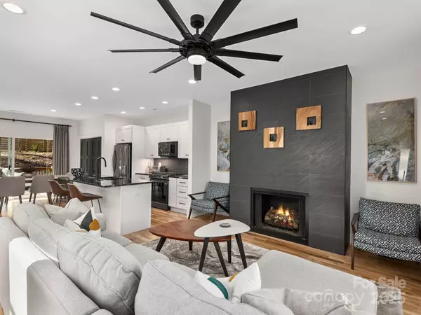 Asheville, NC 28806,259 Waynesville AVE #1