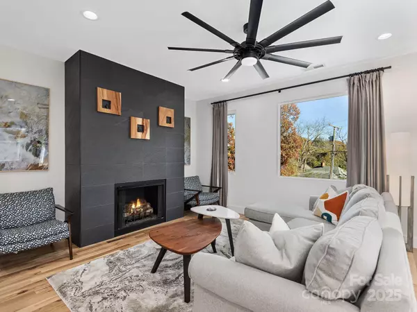 Asheville, NC 28806,259 Waynesville AVE #1